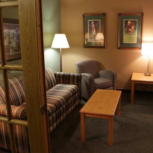 Boarders Inn And Suites By Cobblestone Hotels - Fayette Exterior foto